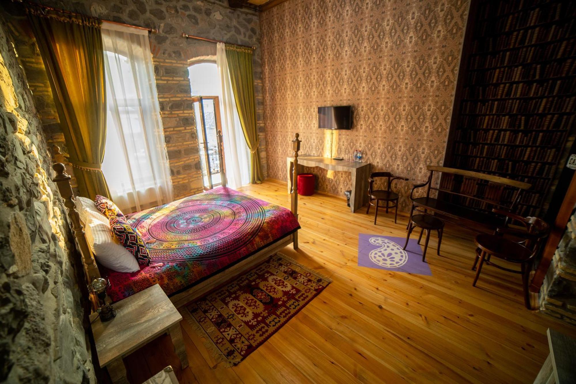 Old Town Sheki Hotel Buitenkant foto