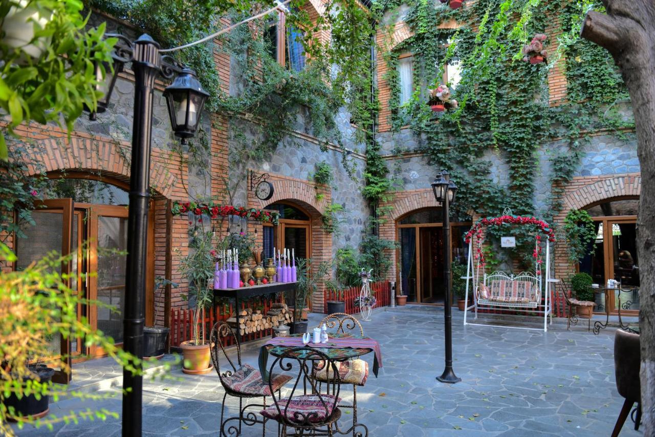 Old Town Sheki Hotel Buitenkant foto