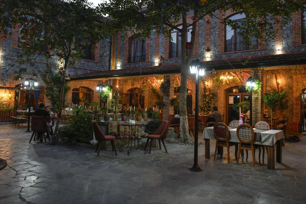 Old Town Sheki Hotel Buitenkant foto