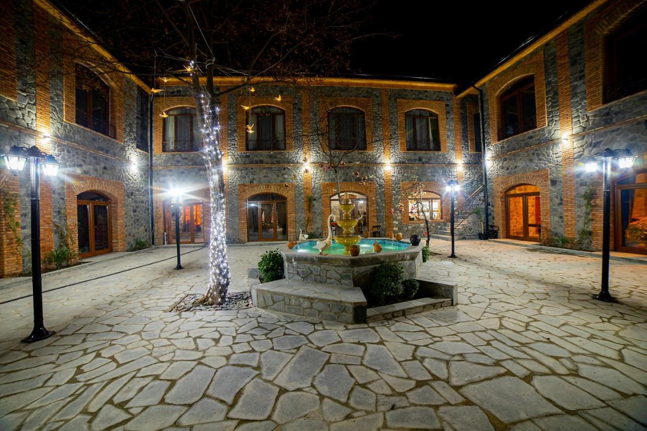Old Town Sheki Hotel Buitenkant foto